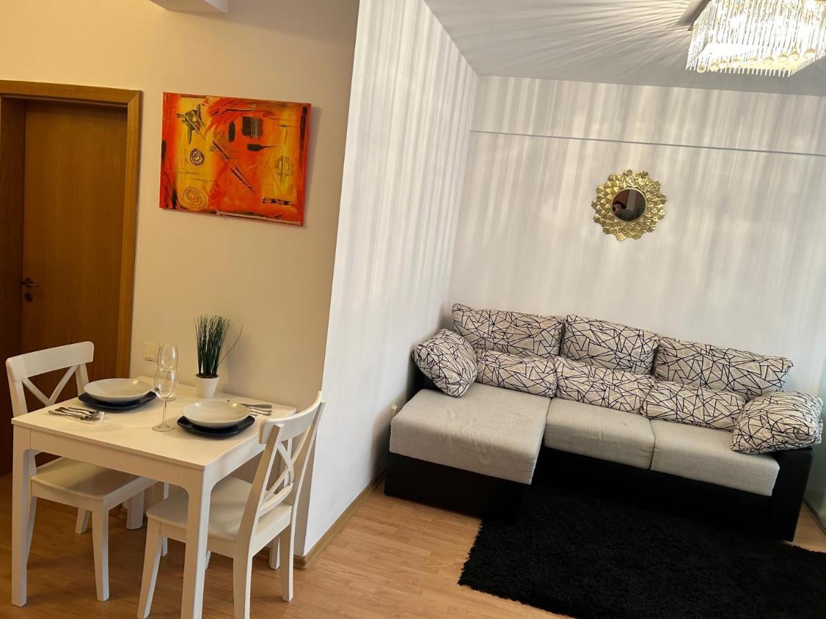 Mivardomi Accommodation Клуж-Напока Экстерьер фото